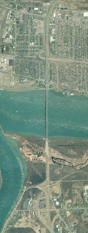 The North Grand Island Bridge in 2009