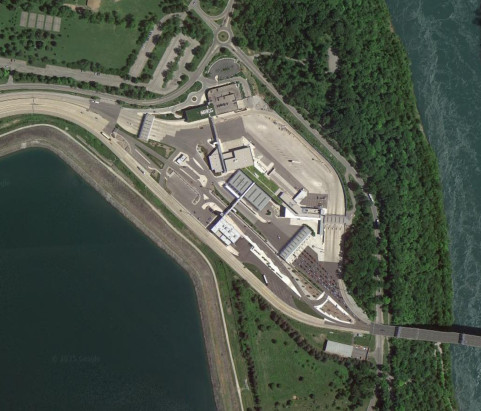 ON 405 at Niagara River Parkway in 2014