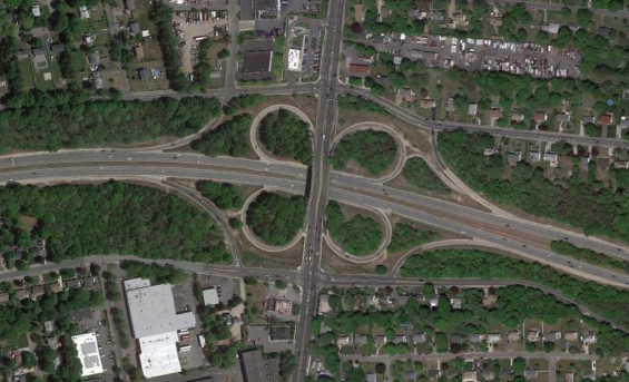 The Southern State Parkway at CR 13 in 2015