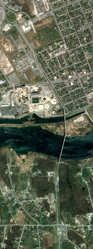 The Canadian side of the Seaway International Bridge in 2007