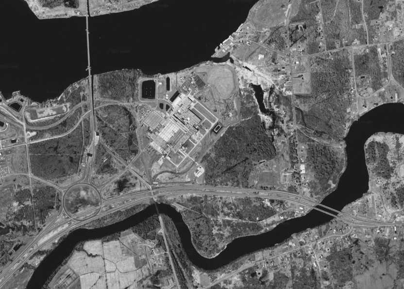 The American side of the Seaway International Bridge in 1997