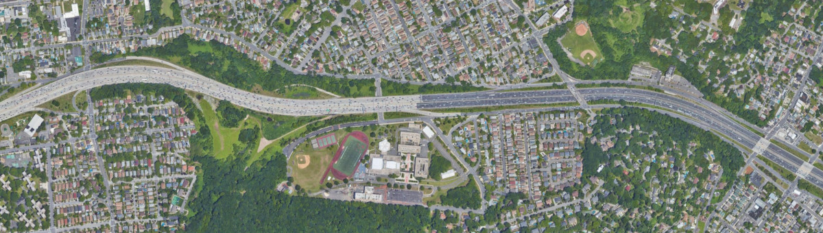 The Staten Island Expressway at Todt Hill Road and Clove Road in 2021