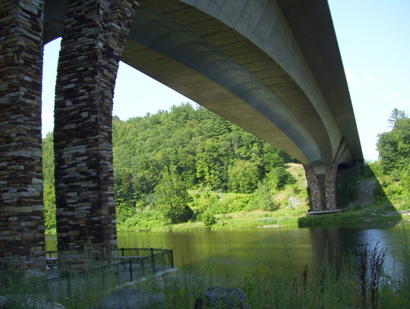 The I-91 bridge over the West River and VT 30